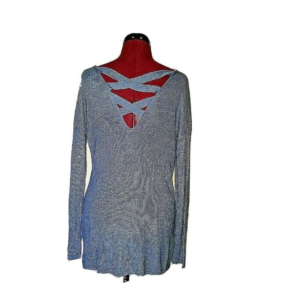 Hippie Rose Womens Sweater Size XL Blue Ash Cross Back Detail Side Split - Picture 2 of 7